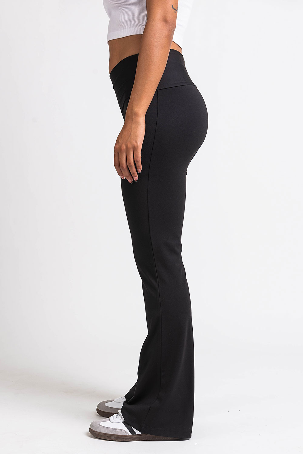 Geri 01High ActiveFlex Bootcut Leggings - Black