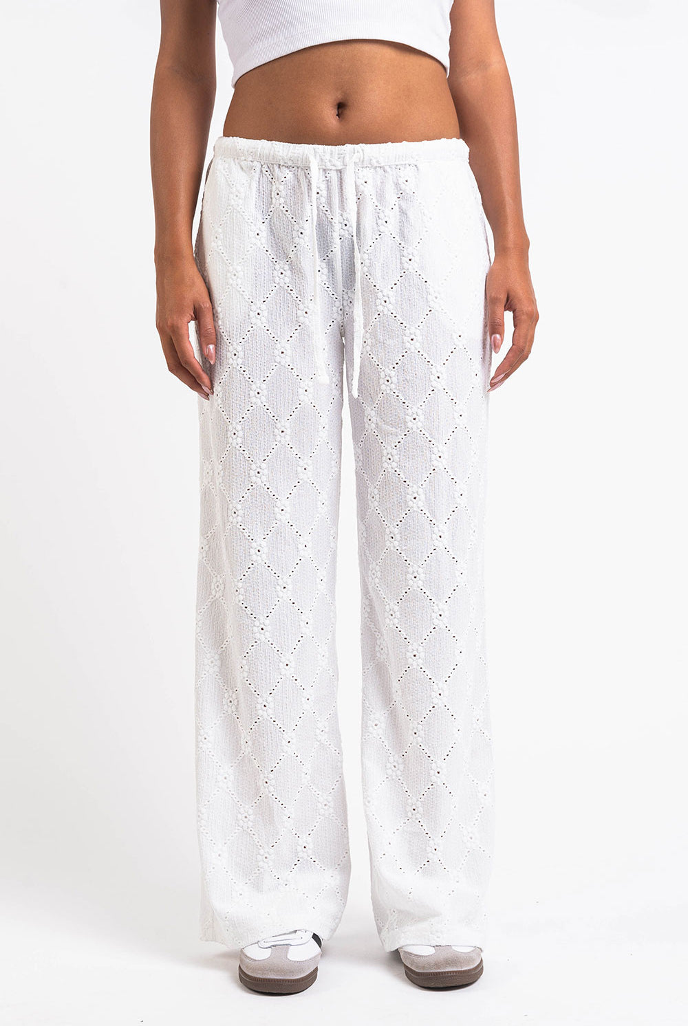 Mel 08Mid Straight Lace Pants - White